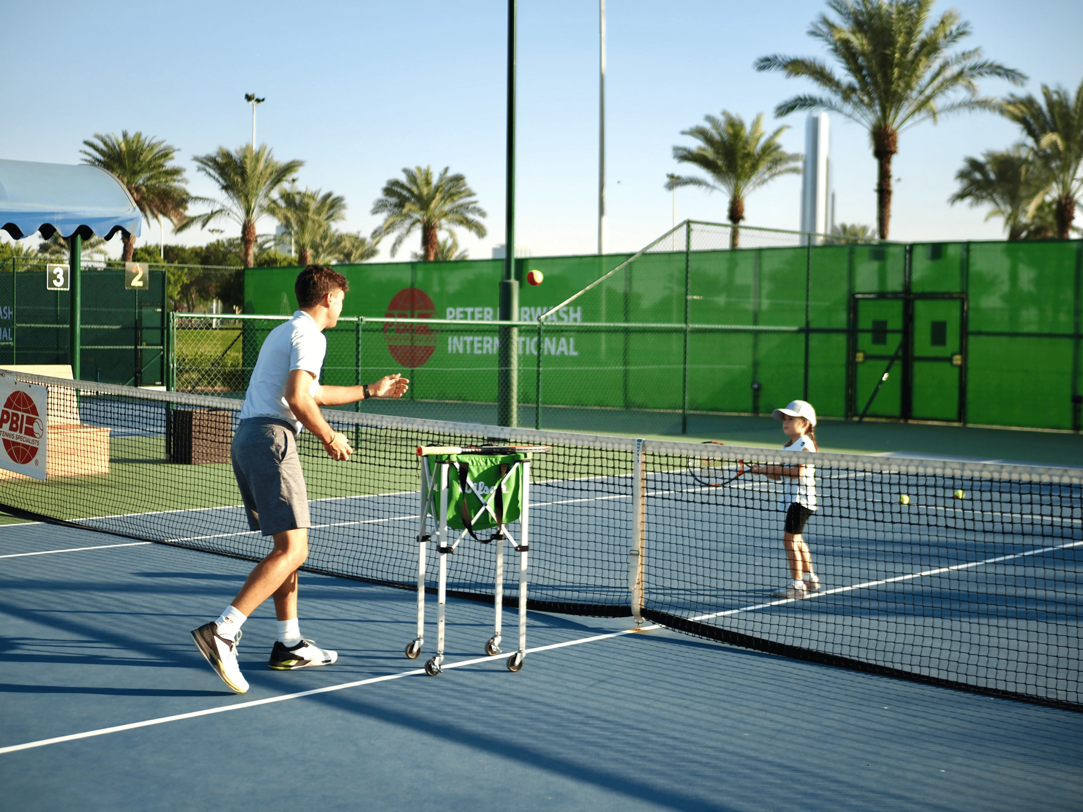PBI TENNIS PROFESSIONAL