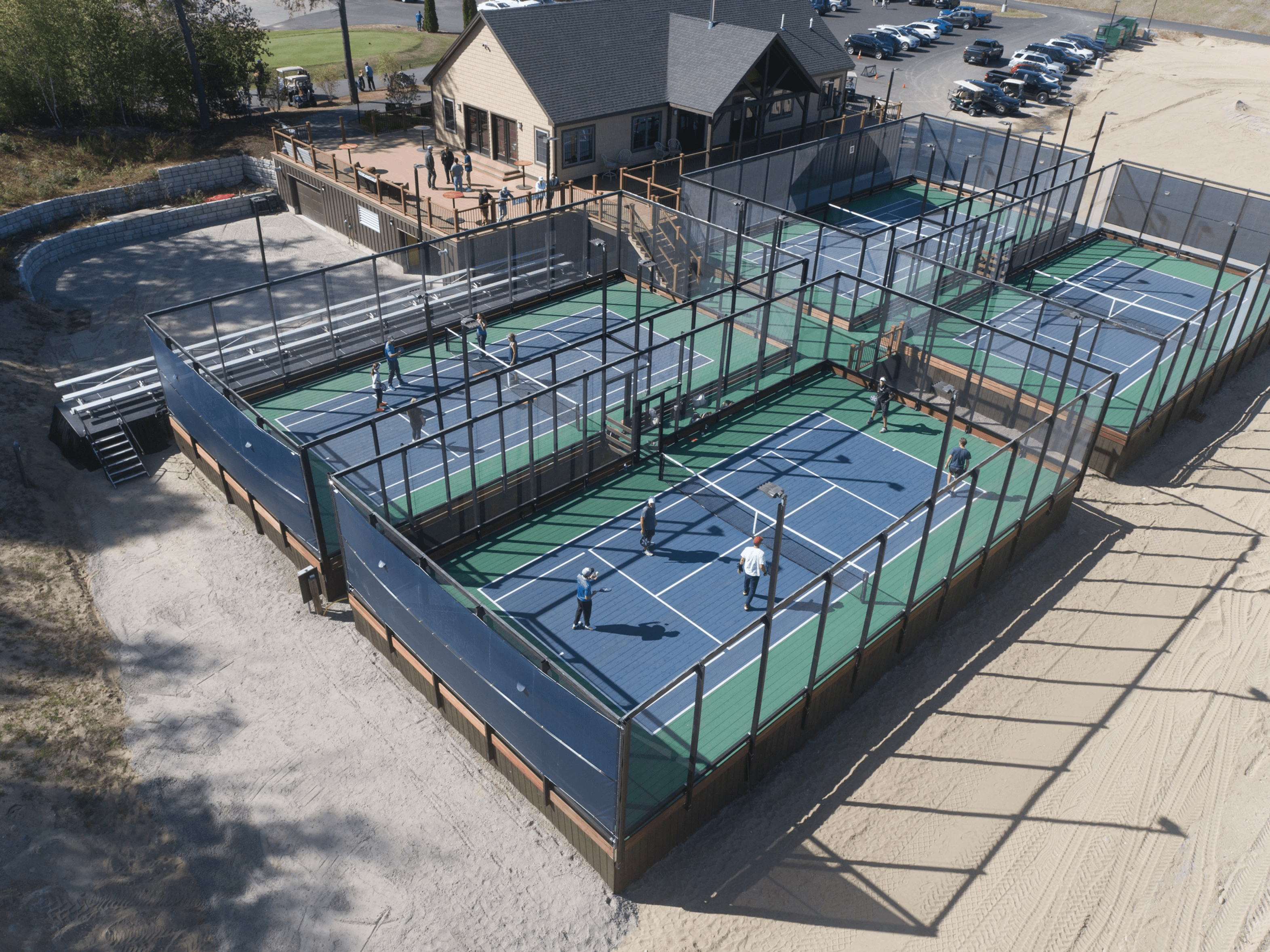 PLATRFORM TENNIS COURTS